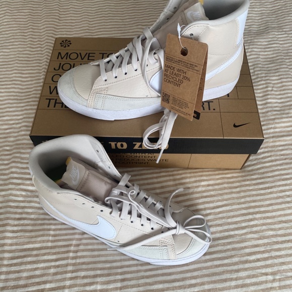 NWT Nike Blazer Mid 77 Next Nature Light Orewood Brown Women's 9 - Picture 2 of 7
